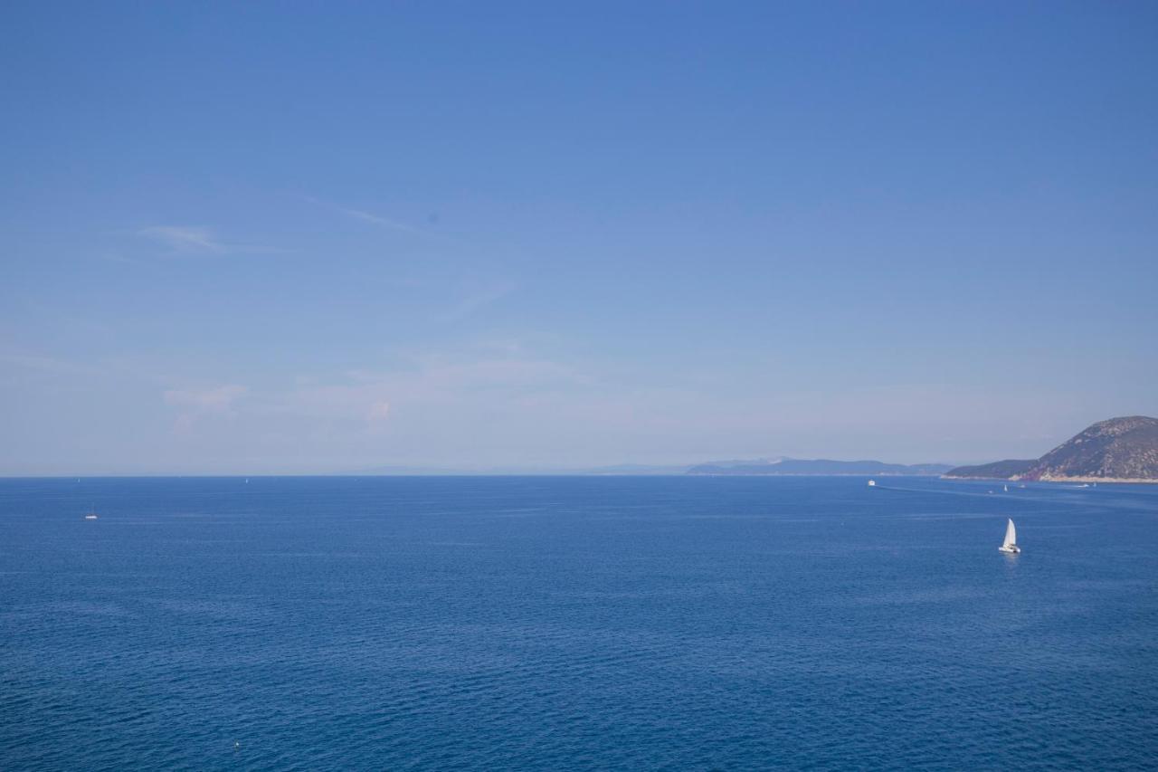 Helloelba Appartamento Il Faro Portoferraio Εξωτερικό φωτογραφία